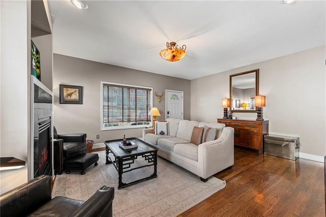 4526 Genessee Street, Kansas City, MO 64111