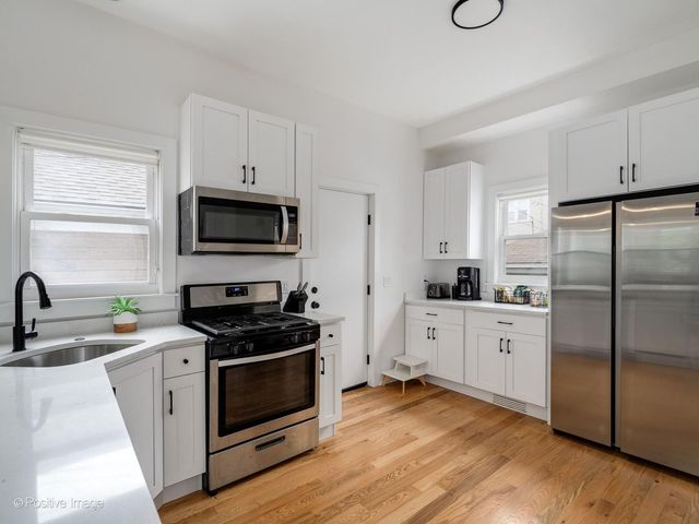 2516 N Campbell Avenue CH, Chicago, IL 60647