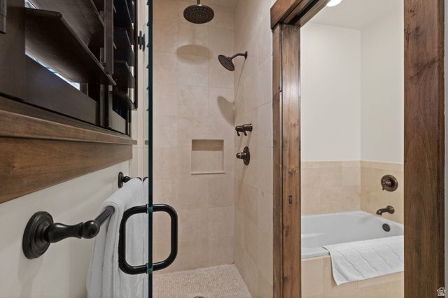 121 N OAKWOOD CIR, Springville, UT 84663