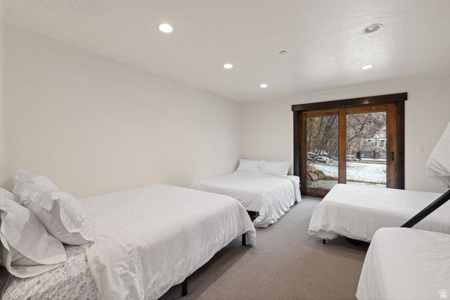 121 N OAKWOOD CIR, Springville, UT 84663