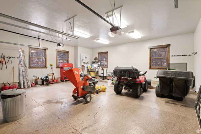 121 N OAKWOOD CIR, Springville, UT 84663