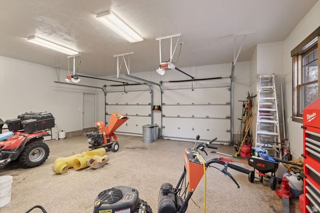 121 N OAKWOOD CIR, Springville, UT 84663