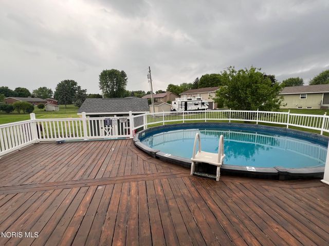 575 Sunset Drive, Upper Sandusky, OH 43351