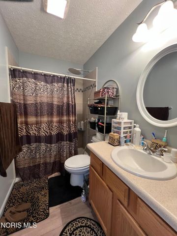 575 Sunset Drive, Upper Sandusky, OH 43351