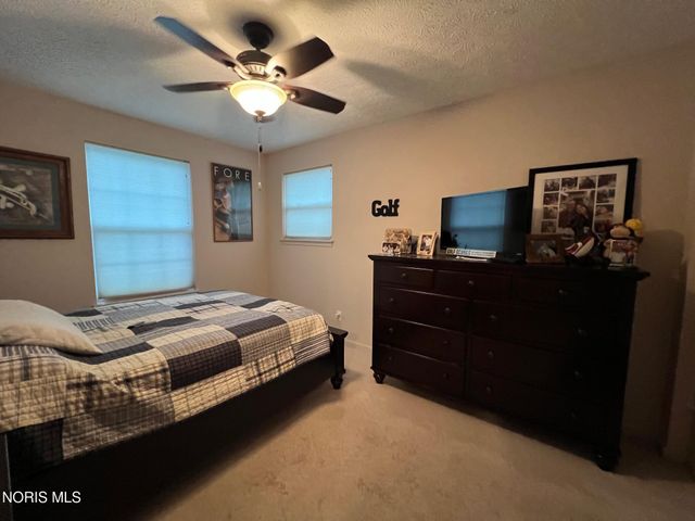 575 Sunset Drive, Upper Sandusky, OH 43351