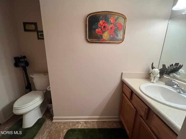 575 Sunset Drive, Upper Sandusky, OH 43351