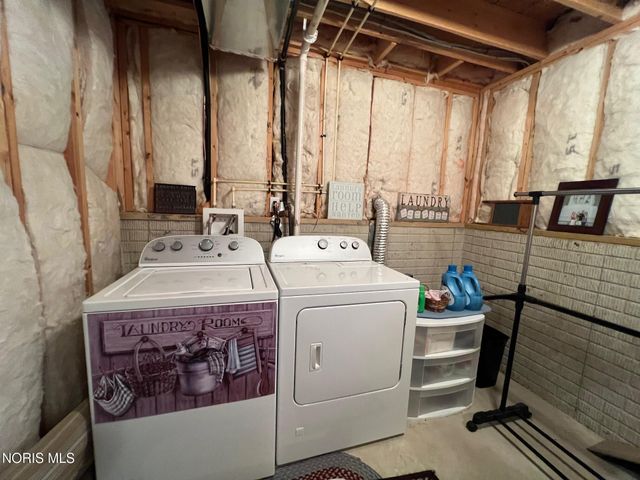 575 Sunset Drive, Upper Sandusky, OH 43351