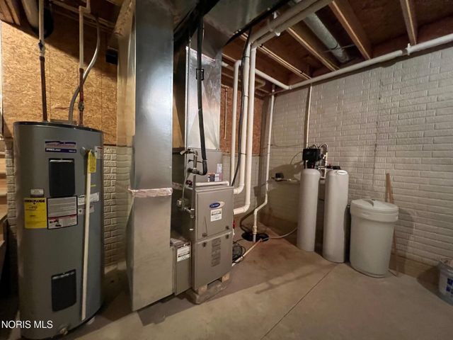 575 Sunset Drive, Upper Sandusky, OH 43351