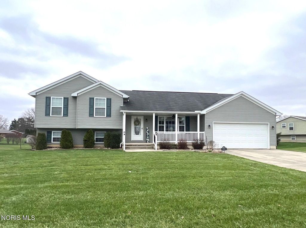 575 Sunset Drive, Upper Sandusky, OH 43351