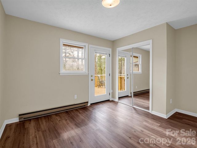 1 Alpine Way, Swannanoa, NC 28778