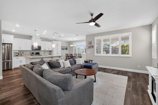 3113 Vaughn Way, Roseville, CA 95747
