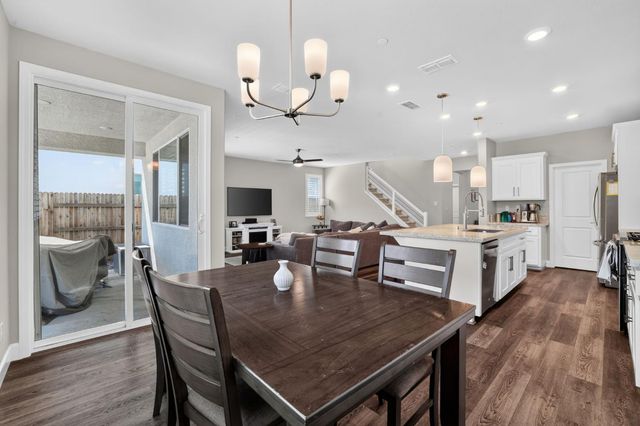 3113 Vaughn Way, Roseville, CA 95747