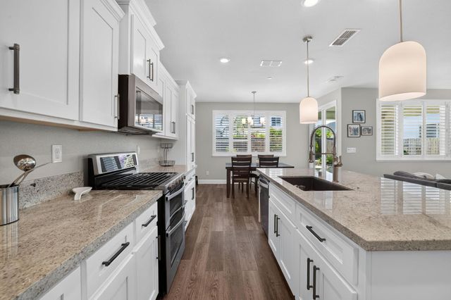 3113 Vaughn Way, Roseville, CA 95747