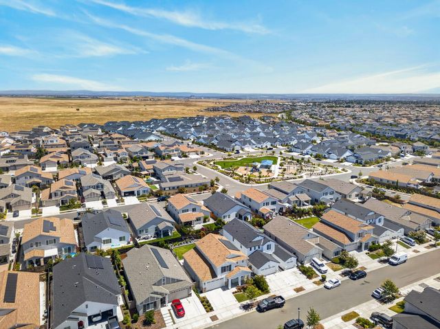 3113 Vaughn Way, Roseville, CA 95747