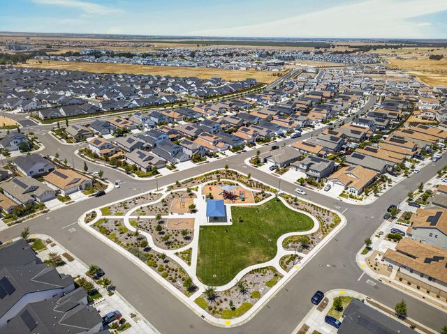3113 Vaughn Way, Roseville, CA 95747