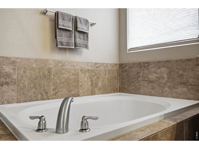 851 Ridge Runner Dr, Fort Collins, CO 80524