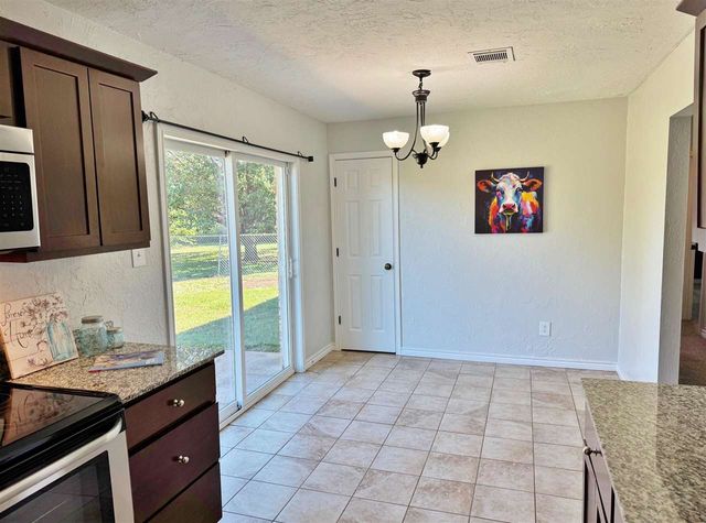 152 SW 69th ST, Lawton, OK 73505