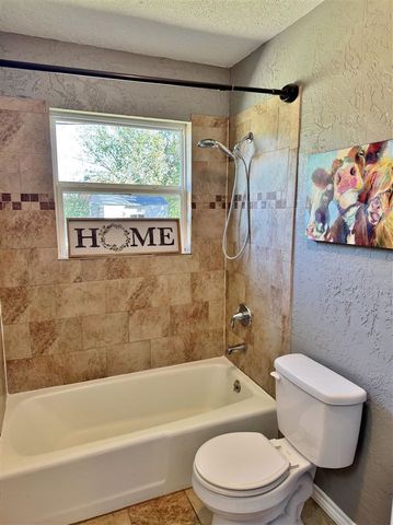 152 SW 69th ST, Lawton, OK 73505