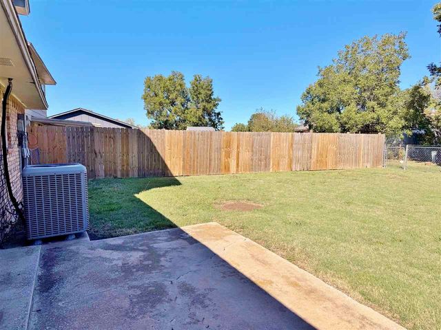 152 SW 69th ST, Lawton, OK 73505