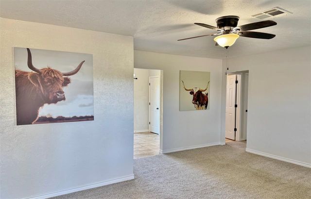 152 SW 69th ST, Lawton, OK 73505