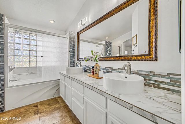 8826 E PALM RIDGE Drive, Scottsdale, AZ 85260