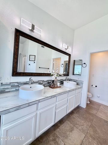 8826 E PALM RIDGE Drive, Scottsdale, AZ 85260
