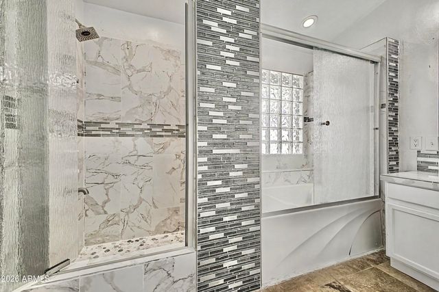 8826 E PALM RIDGE Drive, Scottsdale, AZ 85260
