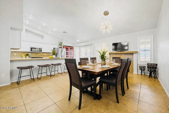 8826 E PALM RIDGE Drive, Scottsdale, AZ 85260