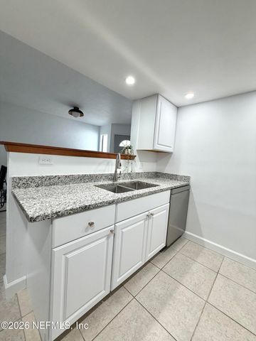 2885 SAND CASTLE Lane, Jacksonville, FL 32233