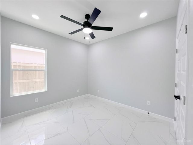 913 N Woodson Avenue 2, Edinburg, TX 78541