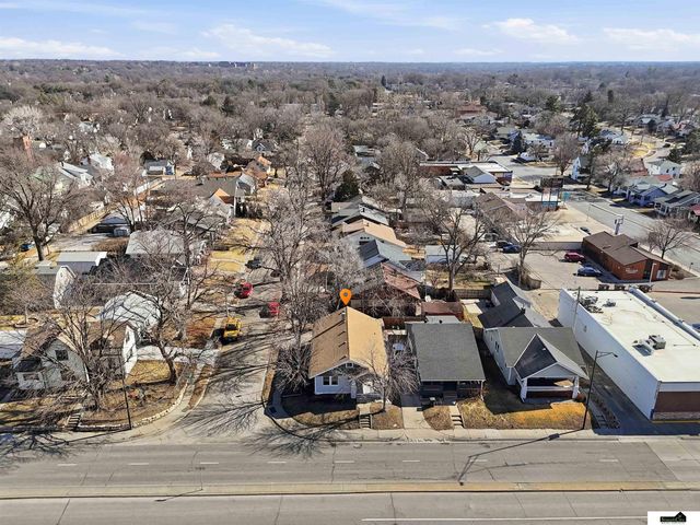 2000 S 27th Street, Lincoln, NE 68502