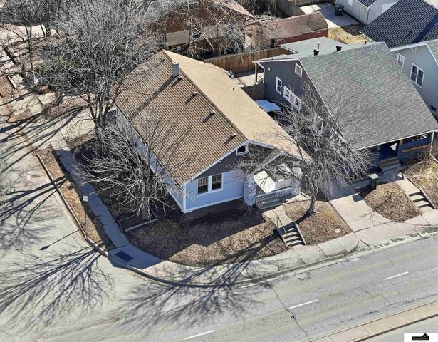 2000 S 27th Street, Lincoln, NE 68502