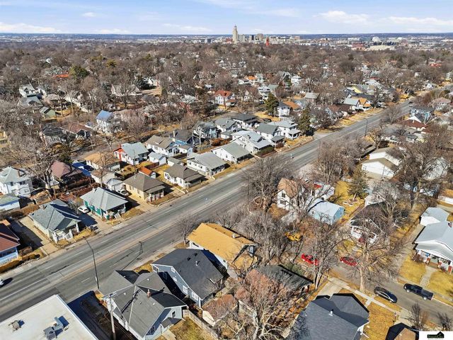 2000 S 27th Street, Lincoln, NE 68502