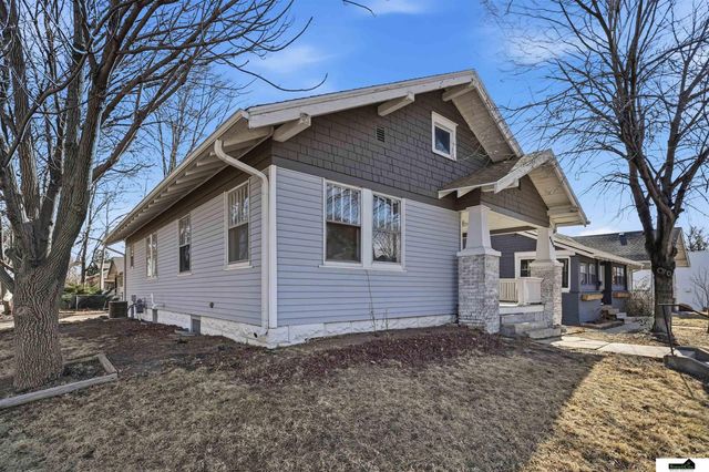 2000 S 27th Street, Lincoln, NE 68502