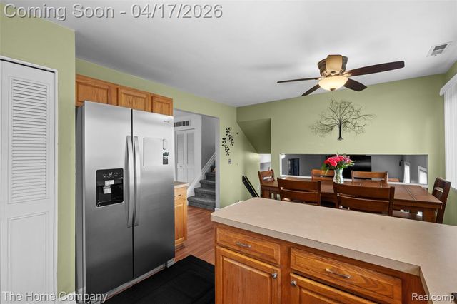 23410 Kenmore Avenue, Flat Rock, MI 48134