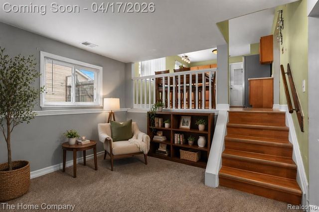 23410 Kenmore Avenue, Flat Rock, MI 48134