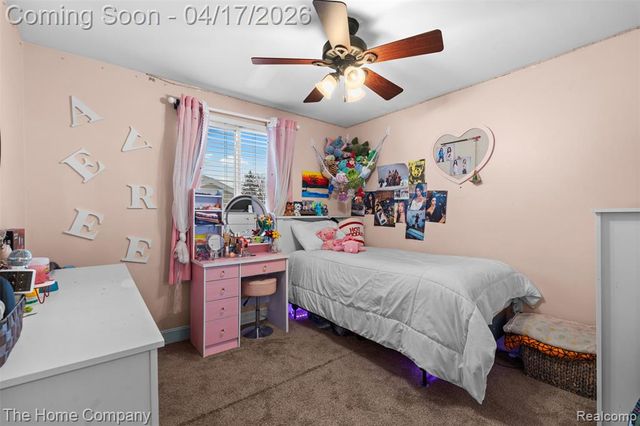 23410 Kenmore Avenue, Flat Rock, MI 48134