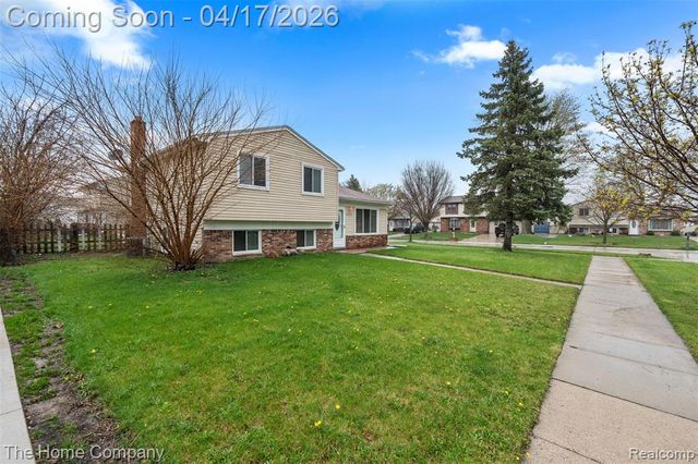 23410 Kenmore Avenue, Flat Rock, MI 48134