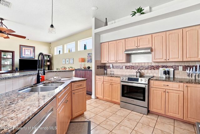 11399 Redgate Street, Spring Hill, FL 34609