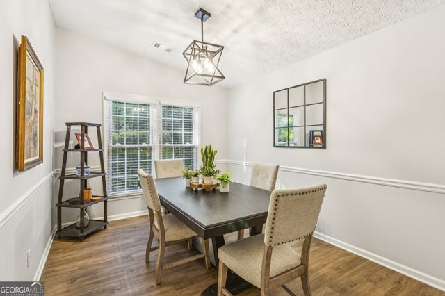 2158 Marne Glen NW, Kennesaw, GA 30152