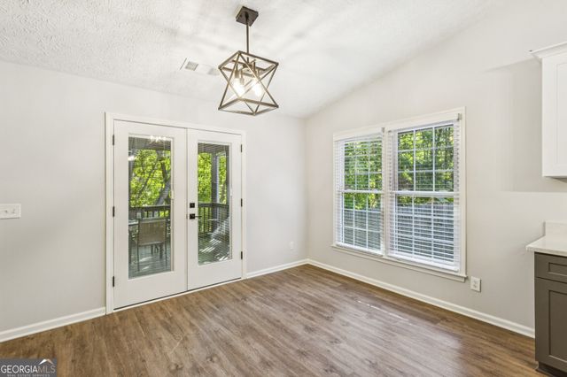 2158 Marne Glen NW, Kennesaw, GA 30152