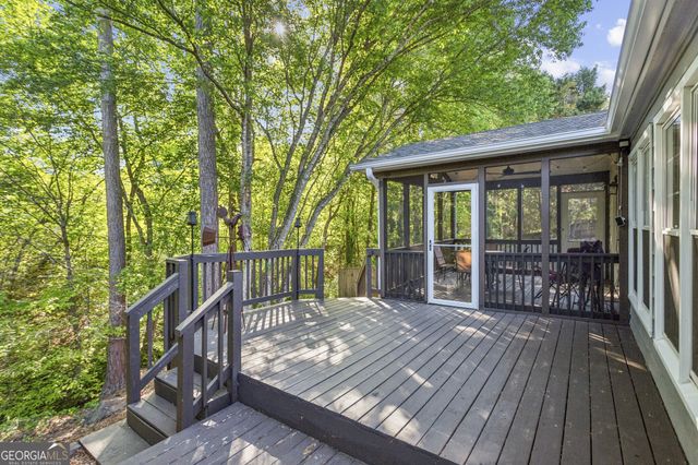 2158 Marne Glen NW, Kennesaw, GA 30152
