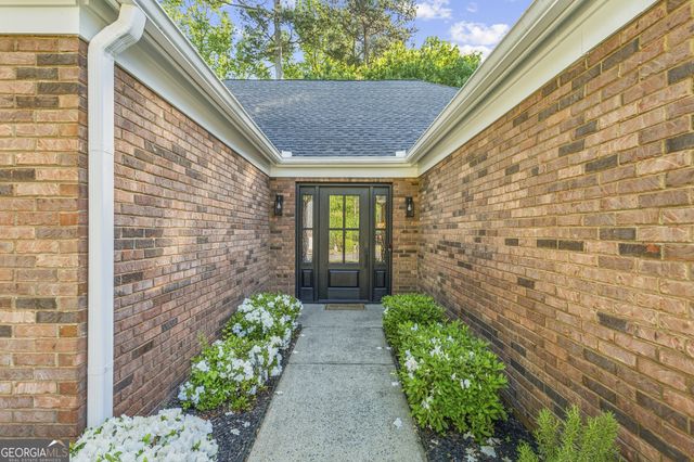 2158 Marne Glen NW, Kennesaw, GA 30152