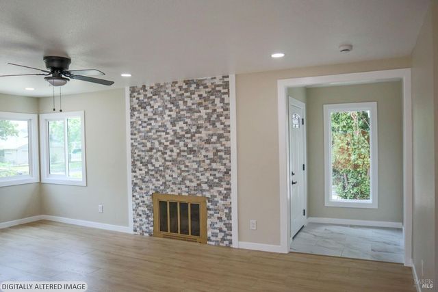 5 Alta Loma Dr, American Canyon, CA 94503