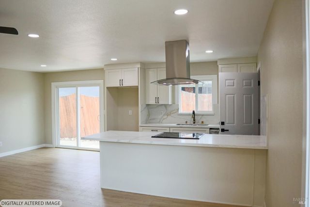 5 Alta Loma Dr, American Canyon, CA 94503