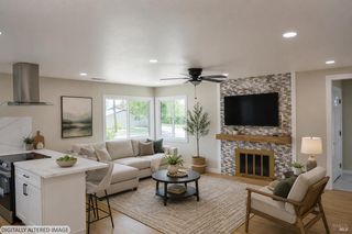 5 Alta Loma Dr, American Canyon, CA 94503