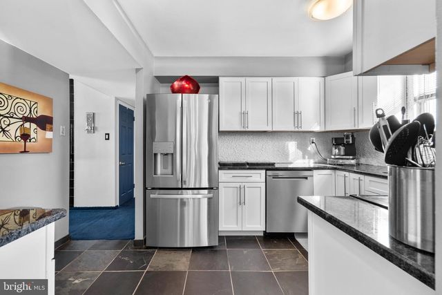 1839 HOLLANDALE DR, Bensalem, PA 19020