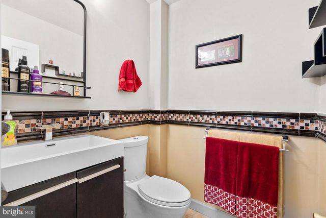1839 HOLLANDALE DR, Bensalem, PA 19020