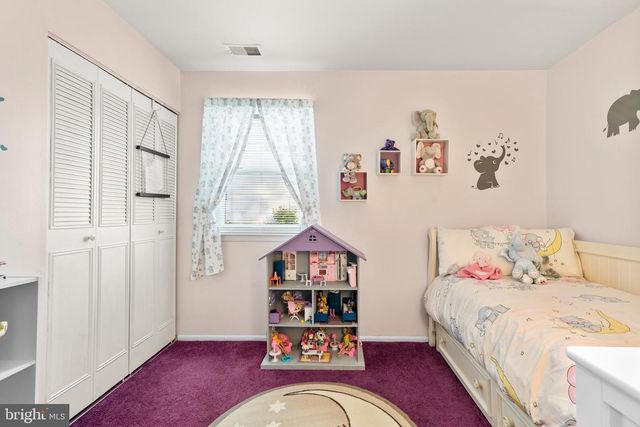 1839 HOLLANDALE DR, Bensalem, PA 19020