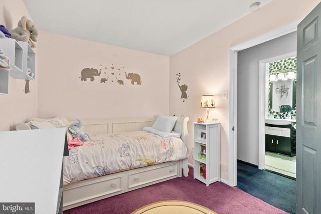 1839 HOLLANDALE DR, Bensalem, PA 19020
